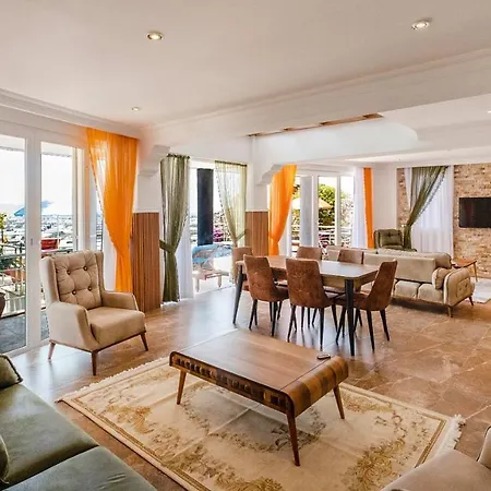 Villa Sessiz,sakin, Huzurlu Jakuzi Ve Saunali Deniz,doga Manzarali Muestakil *
